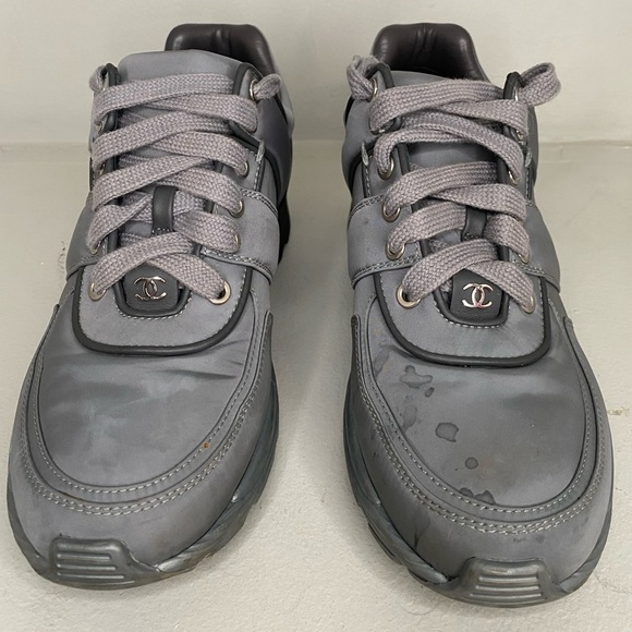 CHANEL Sneakers Size 7 - Picture 3 of 11